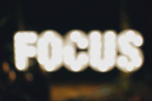 Păstrează-ți focusul în lumea digitală